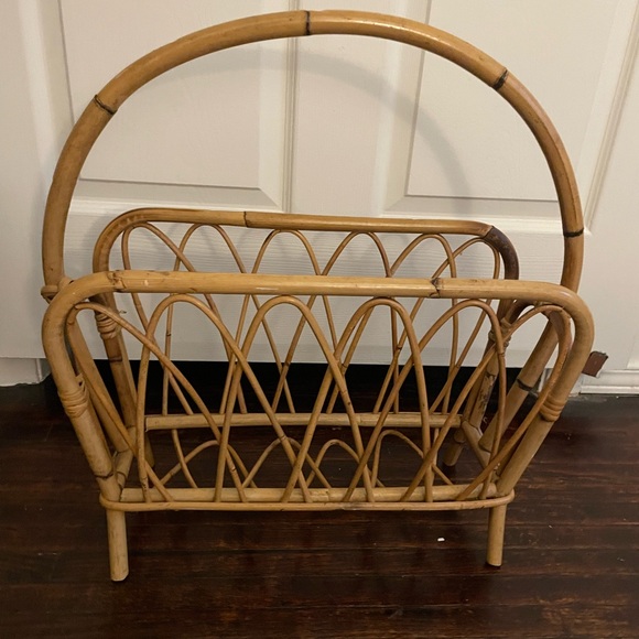 Vintage Rattan Magazine Rack - Picture 3 of 6